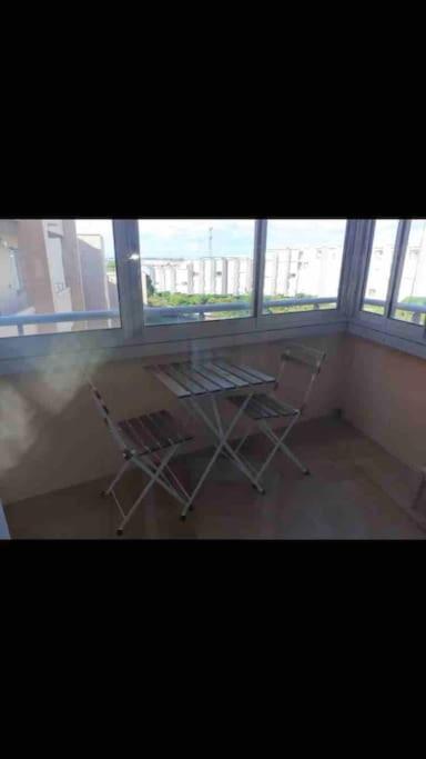 Superbe Studio, Acces Direct Sete